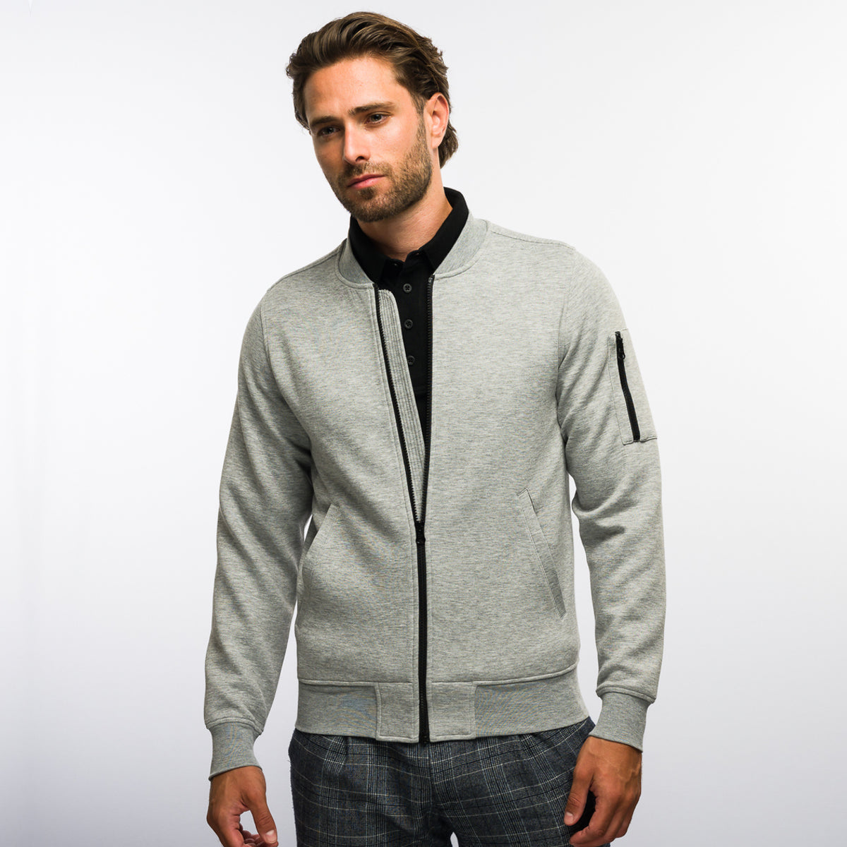 Pullover - The Zipper